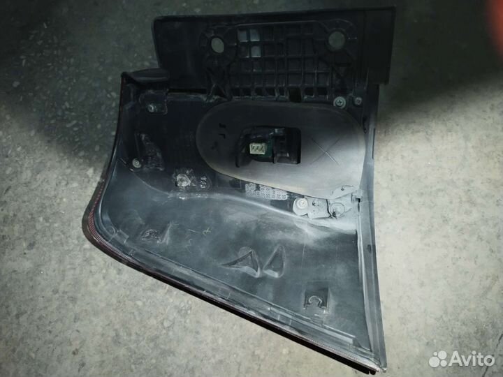 Фонарь задний toyota LK200