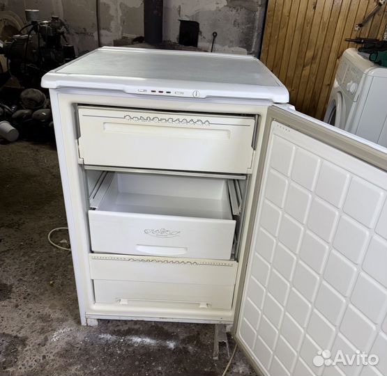 Морозильник Бирюса