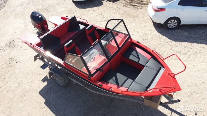 Алюминиевая лодка Триера 460 + диван трансформер
