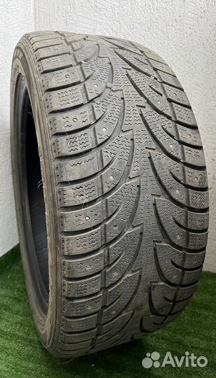 RoadX RX Frost WH12 245/45 R18 100H