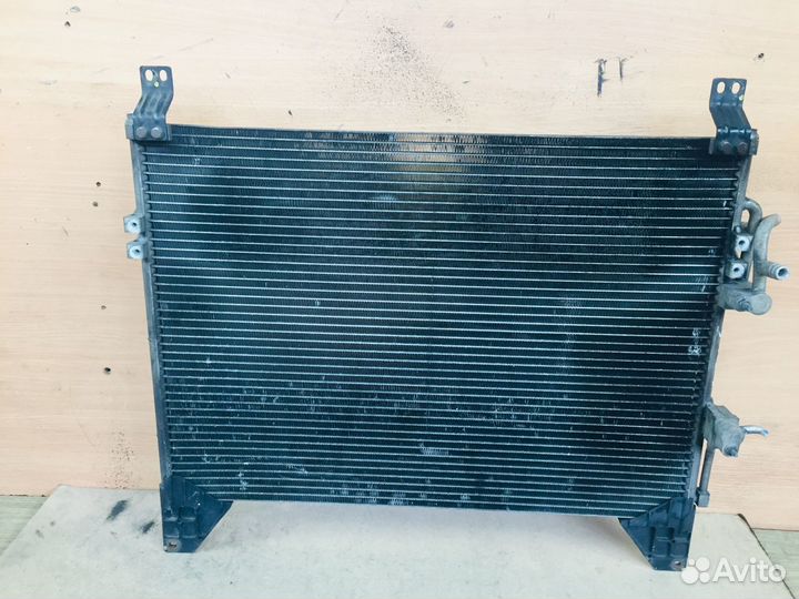 Радиатор охл. кондицион. SsangYong Rexton-2, 2009г