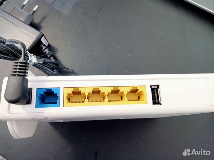 Wi-fi роутер asus RT-N13U b1