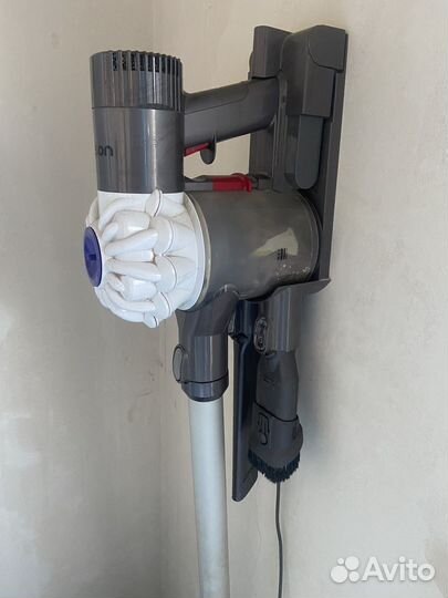 Пылесос dyson v6