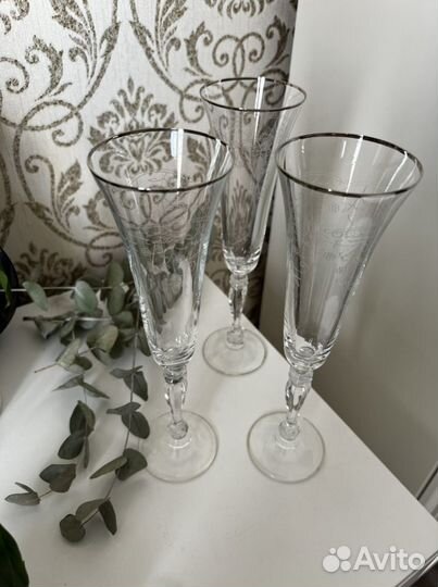 Бокалы для шампанского