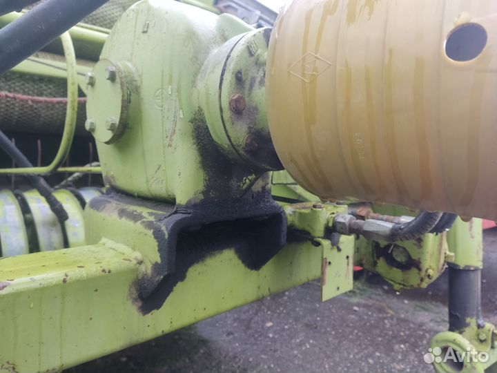 Пресс-подборщик Claas Rollant, 1990