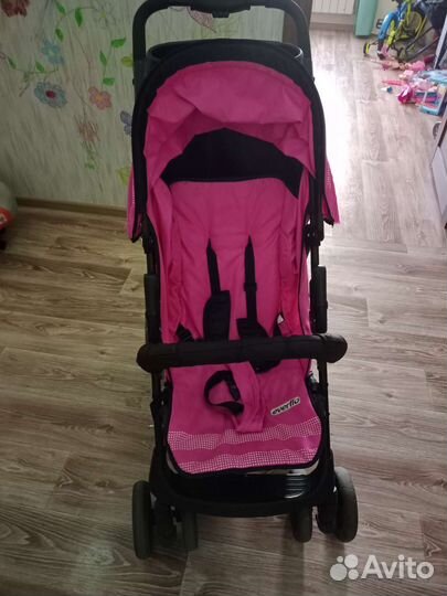 Прогулочная коляска