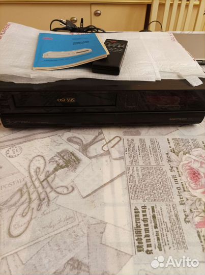 Видеомагнитофон электроника вмц 8220 времён СССР