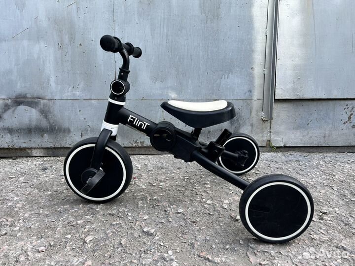 Детский трехколесный велосипед складной беговел