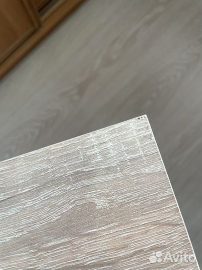 Придиванный столик (полка)