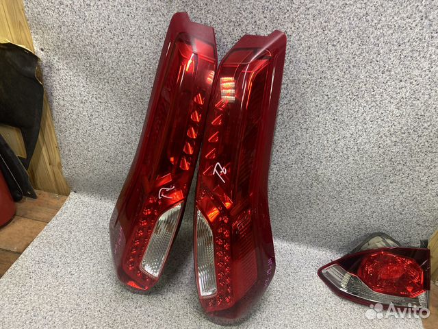 Фонарь Nissan X-Trail T31