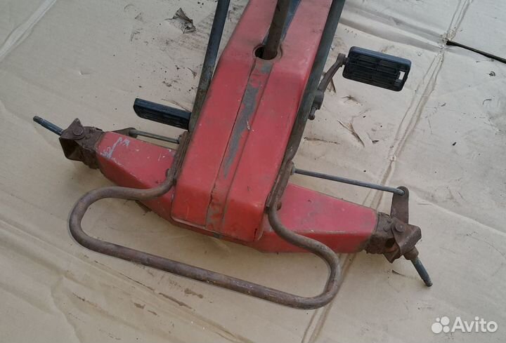 Педальная машина Муравей СССР. На запчасти