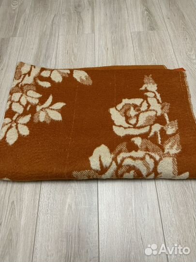 Одеяло шерстяное (на отправке)