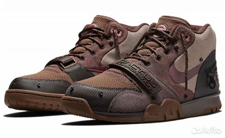 Кроссовки Nike x Travis Scott Air Trainer 1