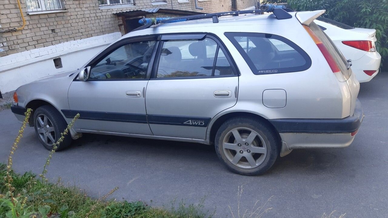 Toyota Sprinter Carib: фото владельца