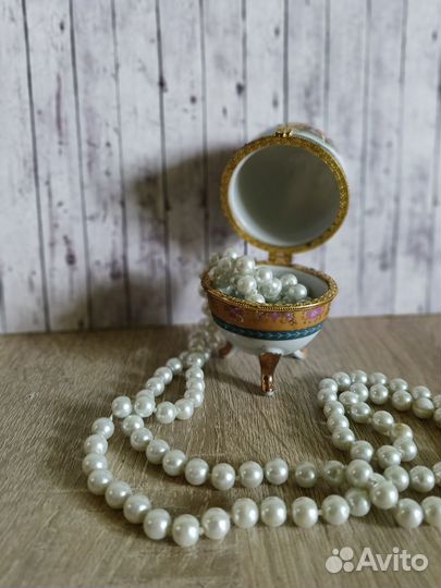 Яйцо шкатулка Фаберже для украшений