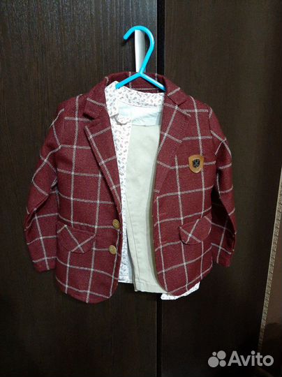 Костюм тройка