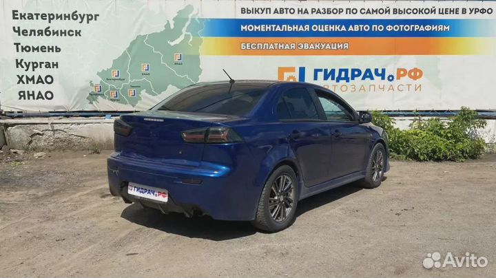 Стекло двери передней левой Mitsubishi Lancer X (C