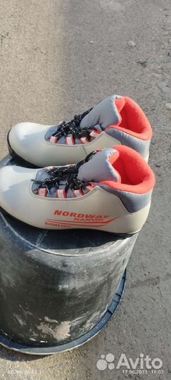 Лыжные ботинки 35 размер