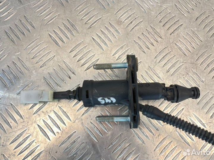 Цилиндр сцепления главный Chevrolet Cruze J300