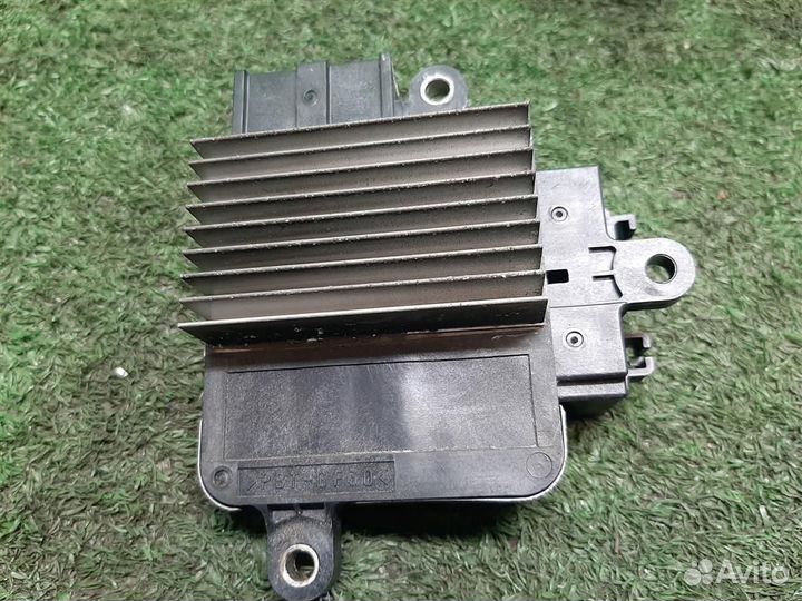 Блок управления вентилятором охлаждения Lexus RX3