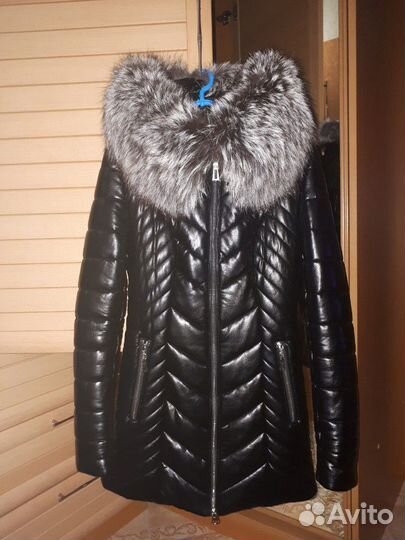 Пуховик из экокожи
