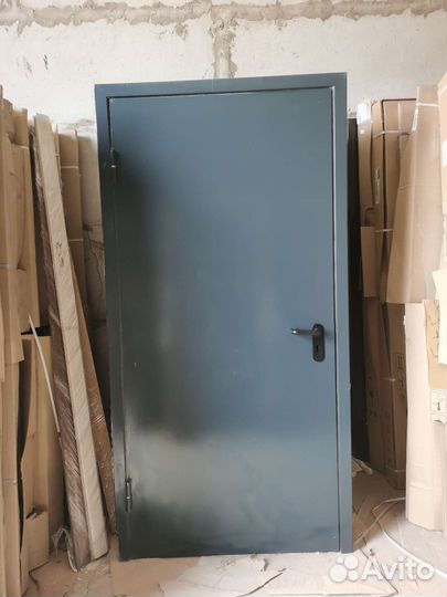 Дверь входная металлическая бу
