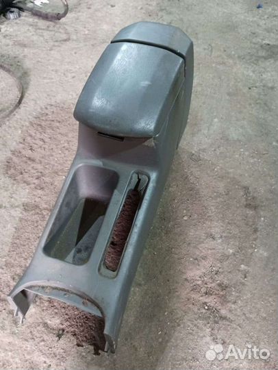 Подлокотник Chery Tiggo T11