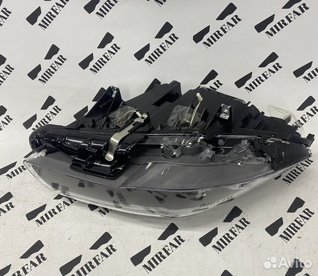 Фара правая BMW 5 series F10 2009-2013 Дорестайлин