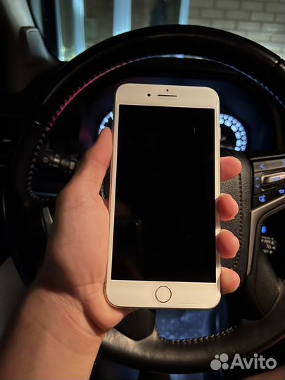 iPhone 8+ отличный