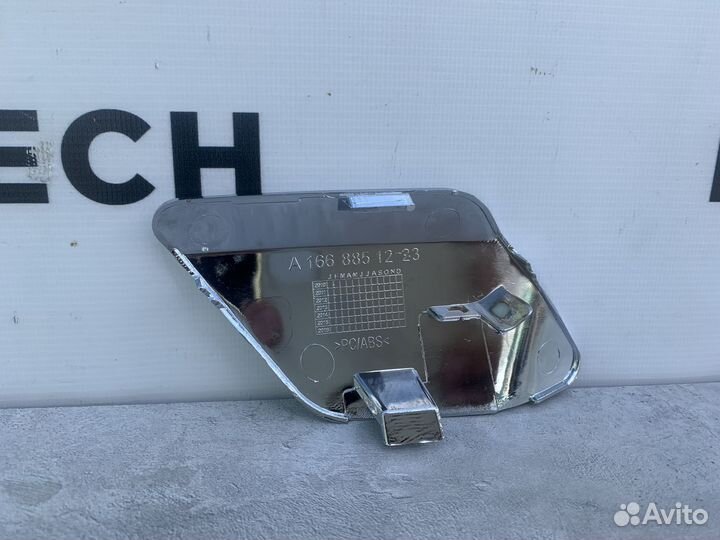 Заглушка буксировочного крюка Mercedes A1668851223