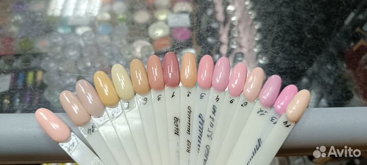 Гель лак в ассортименте новый, цена за 1шт
