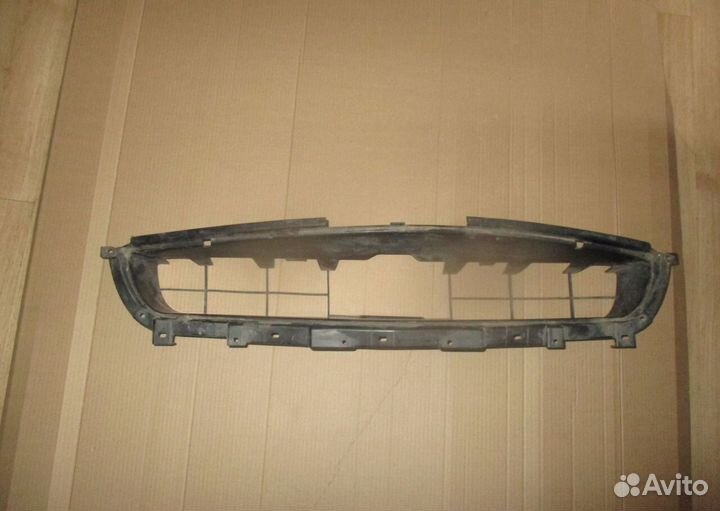 Кронштейн бампера Mitsubishi lancer 2004