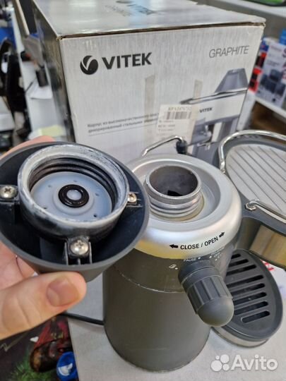 Кофеварка Vitek vt-1524 gd