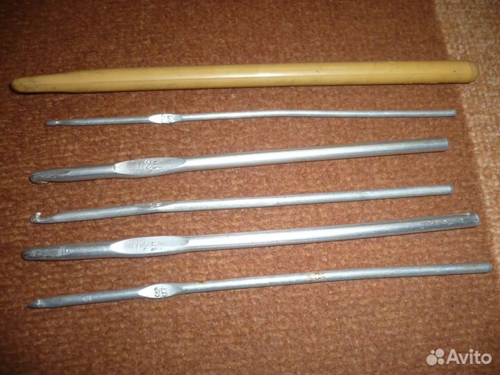 Вязальные новые и б/у спицы и крючки