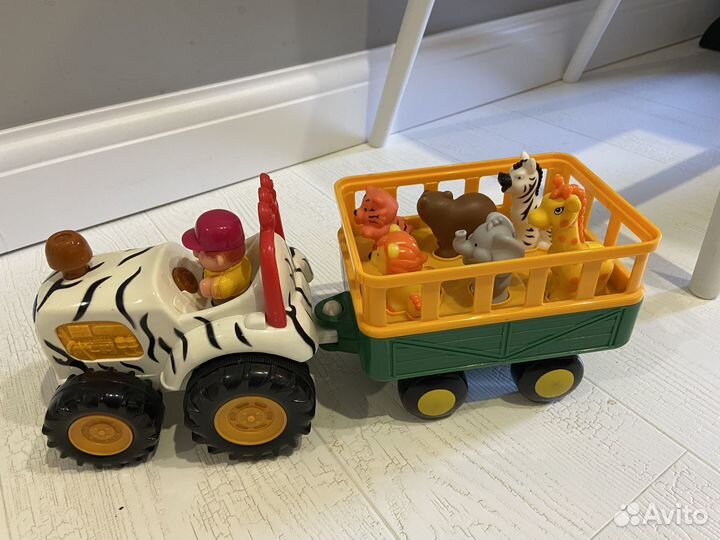 Kiddieland зоопарк трактор
