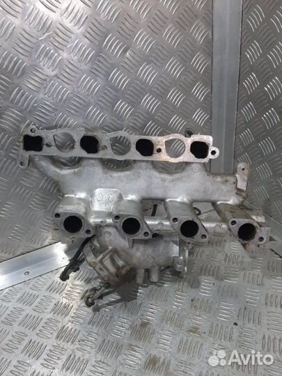 Коллектор впускной Mitsubishi L200 KB4T 4D56 2010