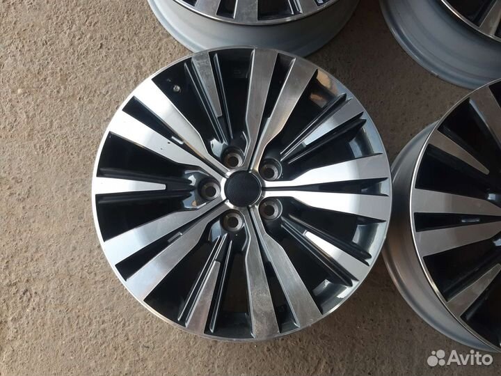 Диски литые r18 5x114.3