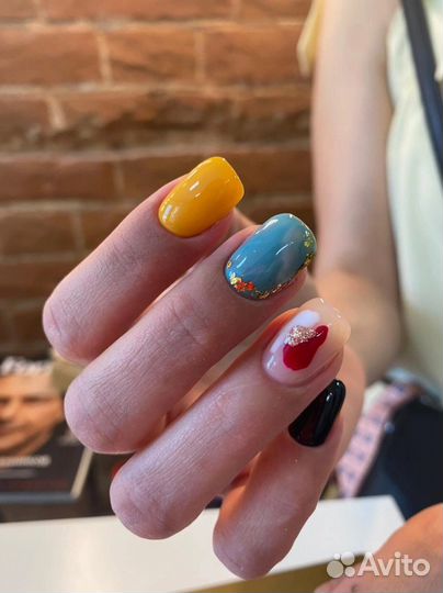 Маникюр на дому