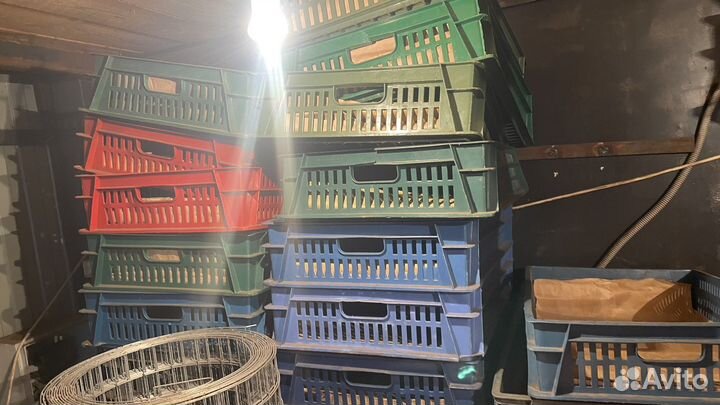 Поддоны, ящики пластиковые