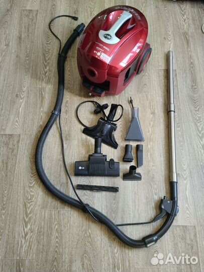Моющий пылесос lg