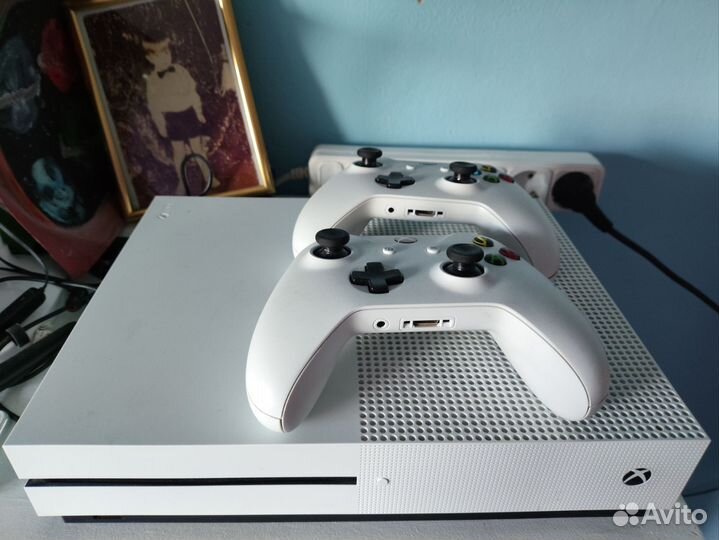 Xbox One s