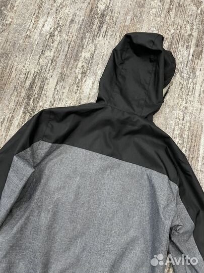 Легкая куртка/ветровка Fsbn