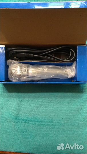 Профессиональный динамический микрофон