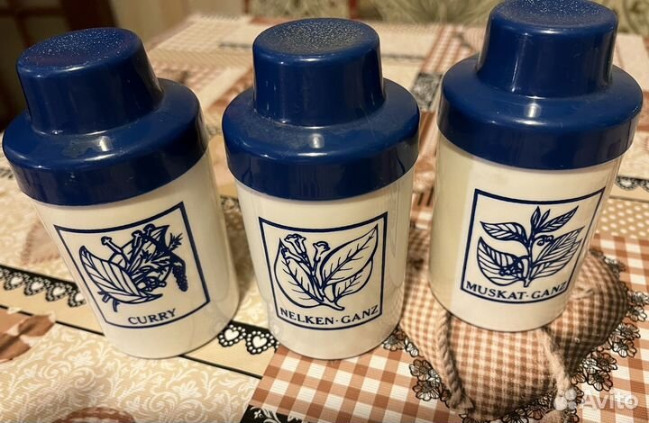 Банки разные,жестяные и пластик