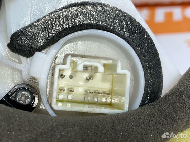 Замок двери передней правой Mazda CX-9