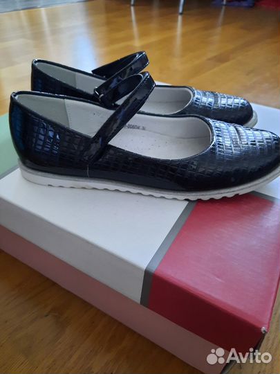 Туфли для девочки размер 36