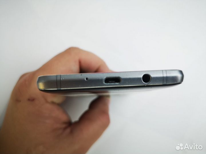 Samsung Galaxy J5 (2016), 2/16 ГБ