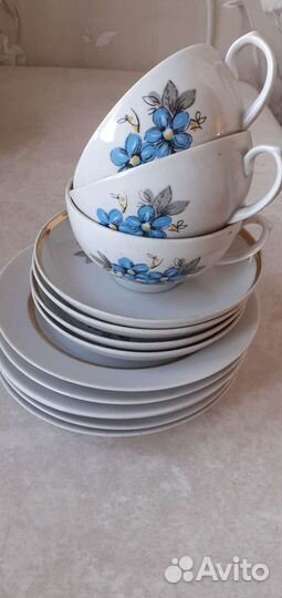 Чашки и тарелки от чайного сервиза СССР Дулева.60