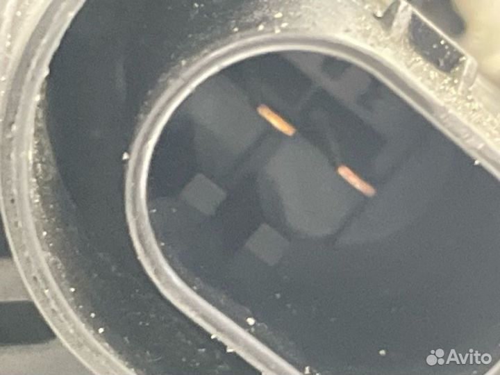 Генератор Volkswagen Golf MK5 1.4 caxa 2008