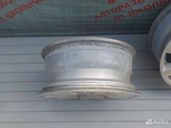 Диски литые литье оригинальные Киа Каренс R16